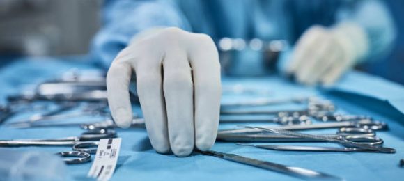 istockphoto-913784822-612x612 Surgeon performing a surgery in operating room of a hospital.